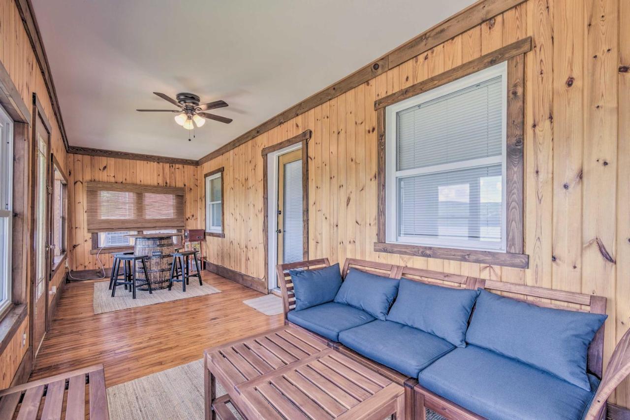 Watkins Glen Lakeview Cottage With Waterfall! Exterior photo